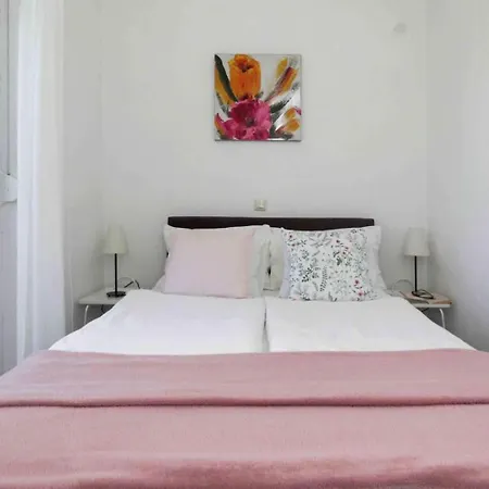 Apartments Lovric Trogir Exterior foto