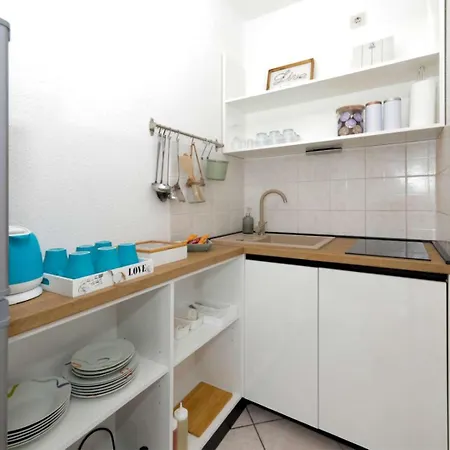Apartments Lovric Trogir Exterior foto